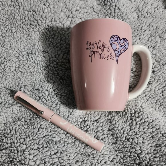 Las Vegas Princess Mug and Pen - Picture 2 of 4